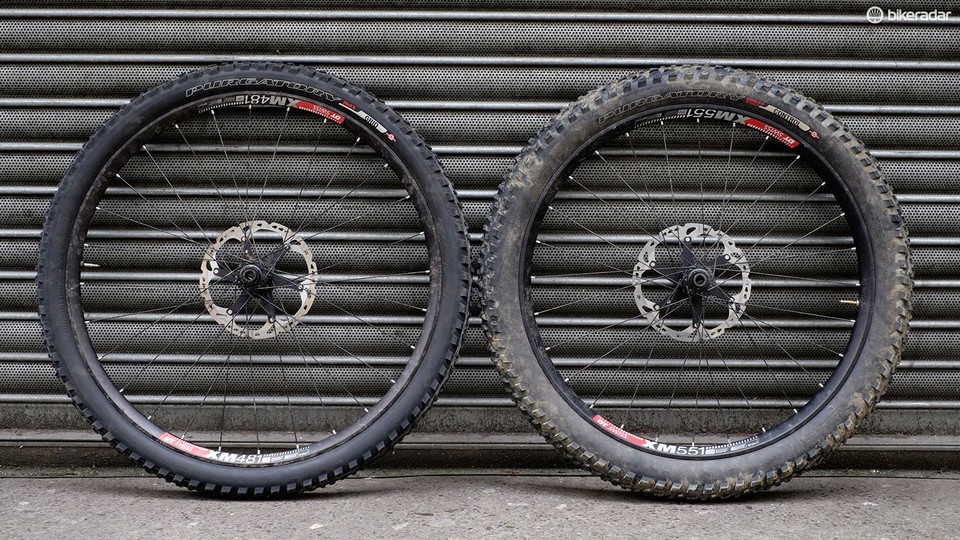 29 inch next to a 27.5 inch mountain bike wheel