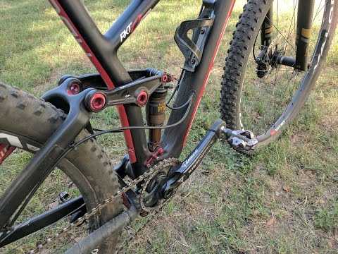 dual suspension versus hardtail mountain bike